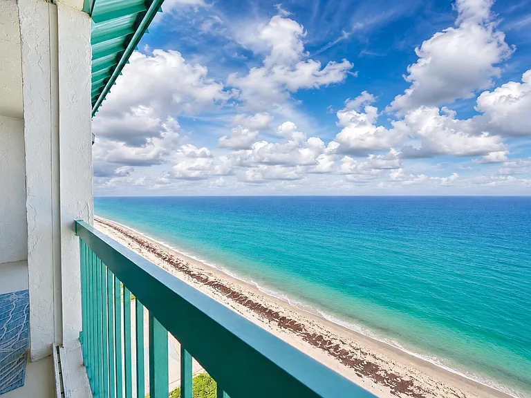 9900 S Ocean Dr #1603 — Photo 2