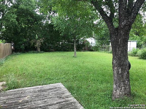 3rd image of 2423 Dahlgreen Ave