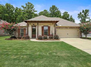 931 Timberton Dr, Pearl, MS 39208