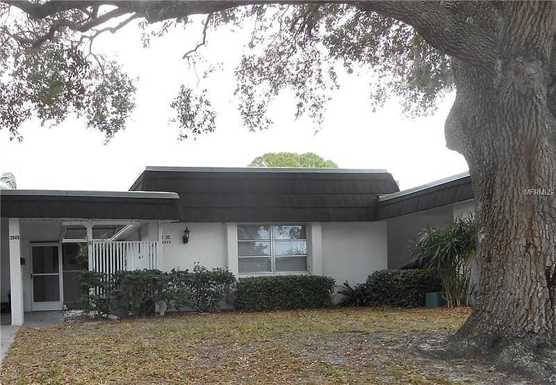 1st image of 3949 Glen Oaks Dr E #30