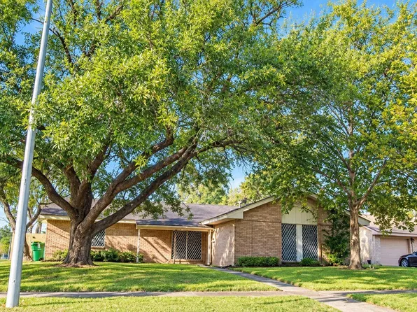 4034 Curly Oaks Dr, Houston, TX 77053