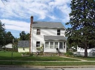 914 Waterloo Ave, Monroe, MI 48161