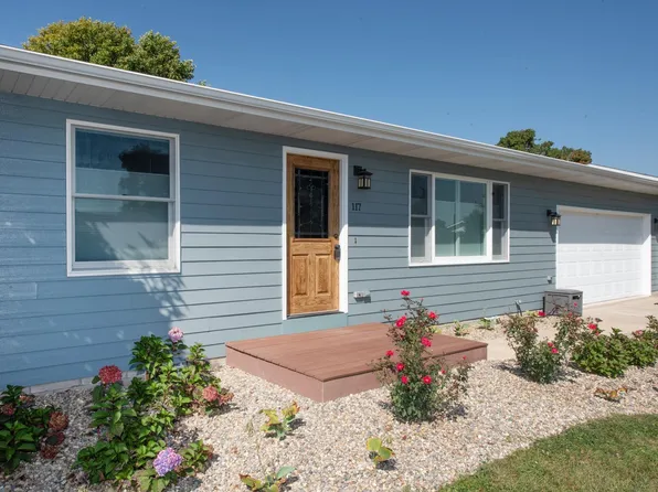 117 Holden Dr, Brookston, IN 47923