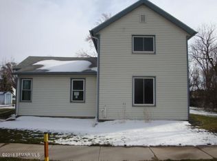 193 W 5th St, Zumbrota, MN 55992