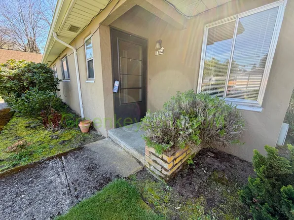 3304 SE Clinton St, Portland, OR 97202