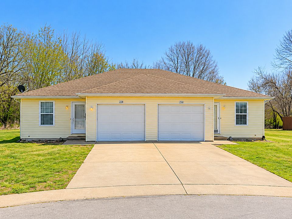 1st image of 232 E Eagle Cir