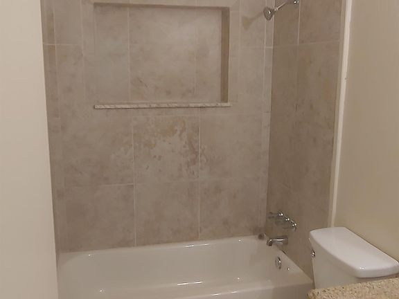 4th image of 1431 NW 20th Ct Unit B