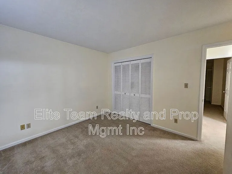 802A Selwyn Oaks Ct — Photo 14