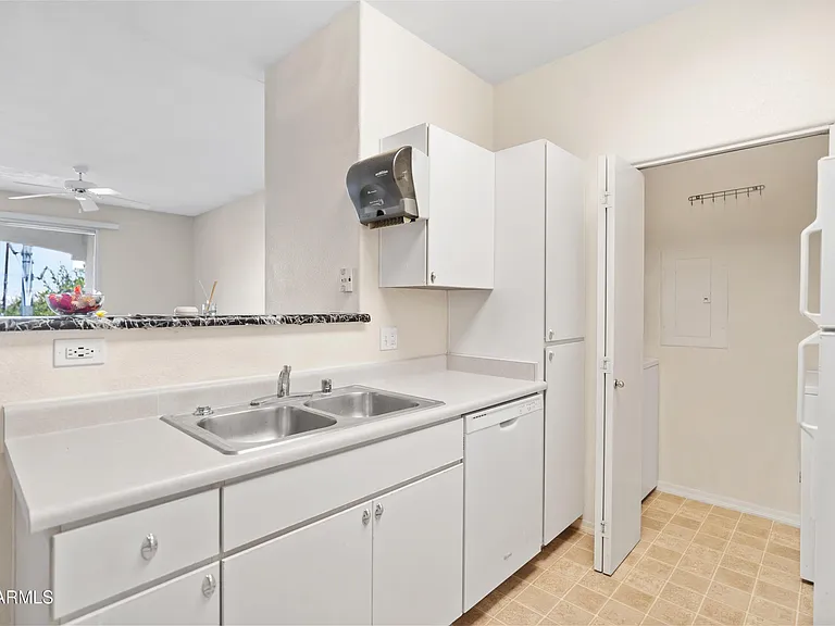 3302 N 7th St #327 — Photo 14