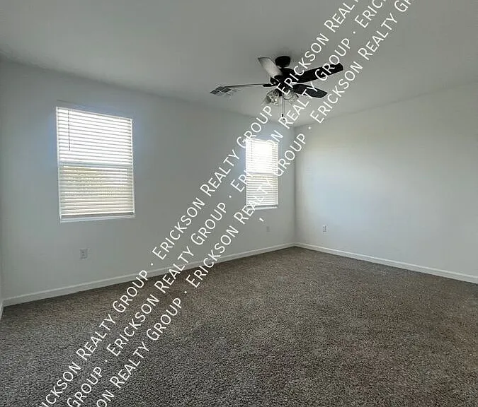 2432 W Shanley Ave — Photo 17