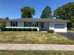 49 Alhambra Dr, Rochester, NY 14622