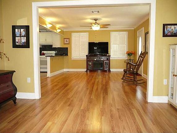 5th image of 4516 Chalfant Dr