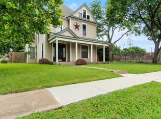 1520 McKell St, Dallas, TX 75204