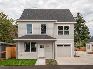 6538 SE 64th Ave UNIT A, Portland, OR 97206