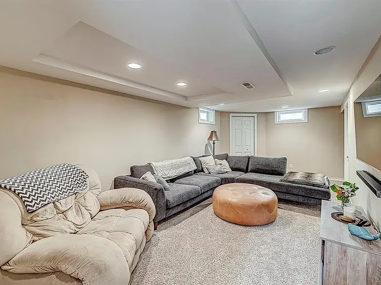 5380 Ralston Ave — Photo 13