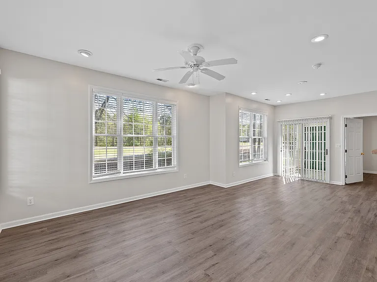 1713 Kudrow Ln #1 — Photo 11