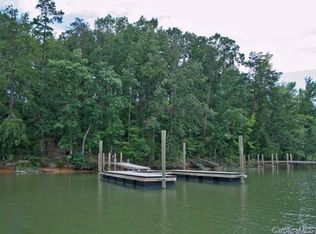 687 Reliance Ct, Tega Cay, SC 29708