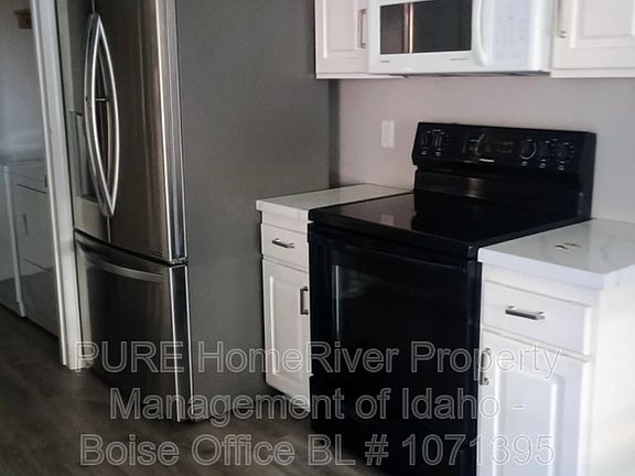 3rd image of 42 S Sugar Loop Ln