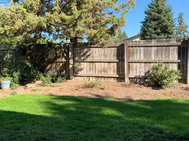 2922 NE Two Nikki Ct — Photo 17