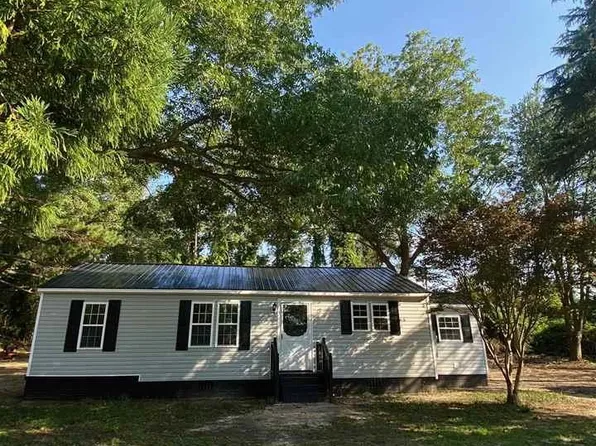 2621 W Old Camden Rd, Hartsville, SC 29550