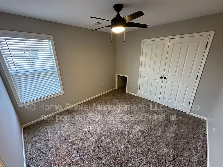 8608 W 165th Pl — Photo 20
