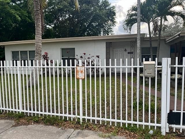 1st image of 14140 NE 9th Ave