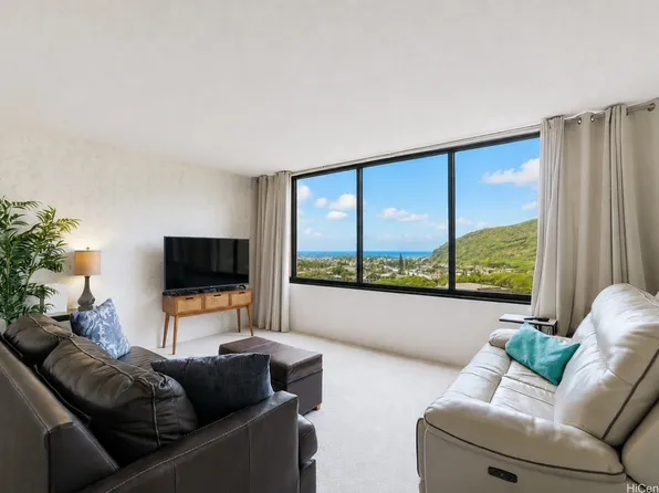 555 Hahaione St APT 9F, Honolulu, HI 96825