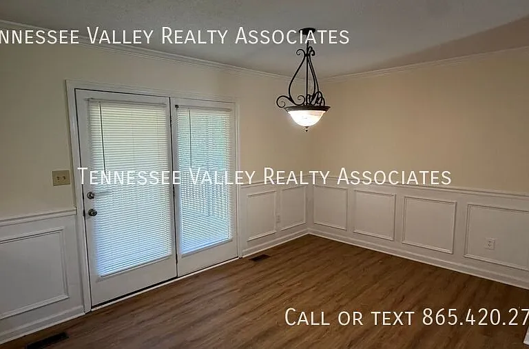 1277 Halifax Rd — Photo 6