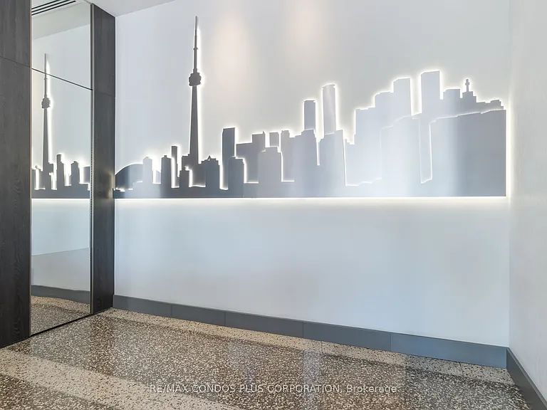 218 Queens Quay W #2611 — Photo 7