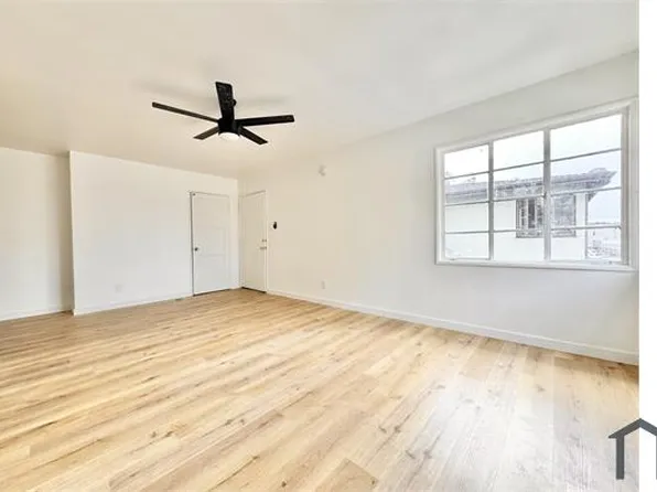 1211 Menlo Ave, Los Angeles, CA