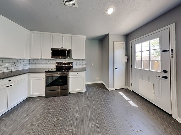 4th image of 3808 Bandera Ranch Rd