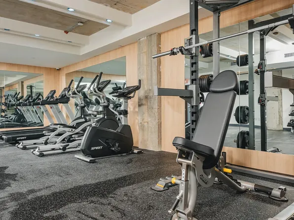 378 Weirfield Street image 15 of 24