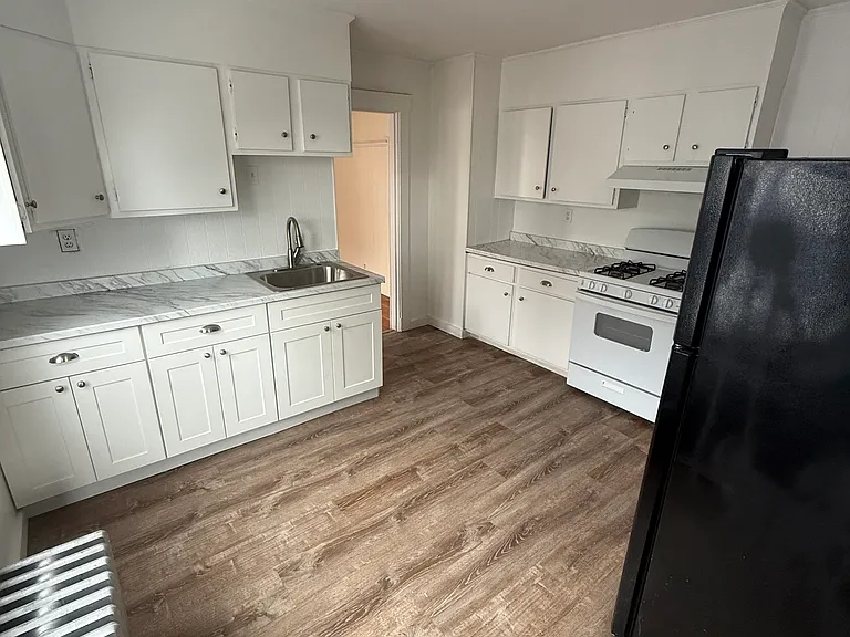 109 Rockdale St #2 — Photo 10