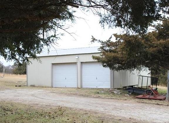 5th image of 21655 187th St