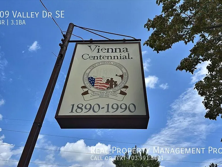 609 Valley Dr SE — Photo 54