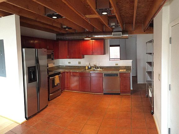 5th image of 3225 Blake St Unit 29