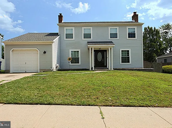 15 Utica Rd, Marlton, NJ 08053