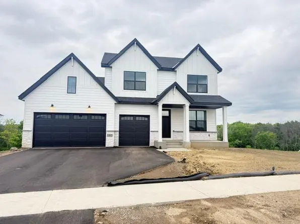 10695 Ithaca Ln N, Maple Grove, MN 55369