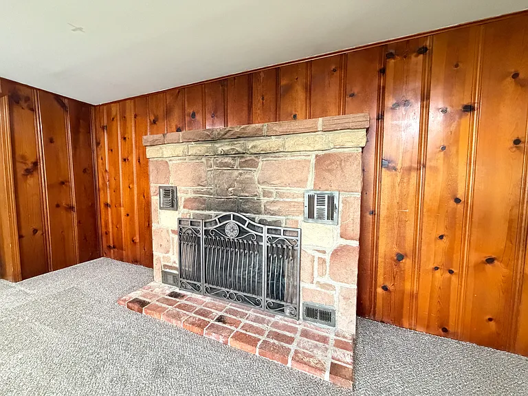 2919 W Main St — Photo 5