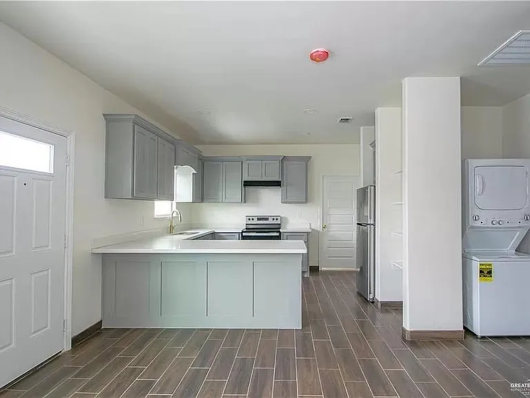3012 W Sandlewood St #1 — Photo 9