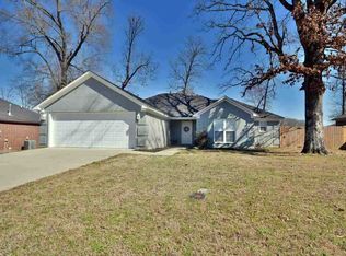 33 Golden Leaf, Greenbrier, AR 72058