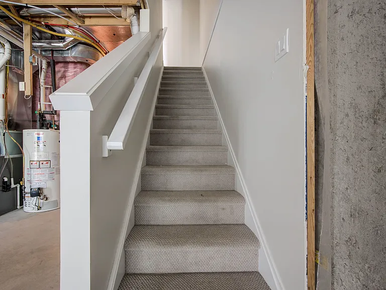 350 River Rd #7 — Photo 31