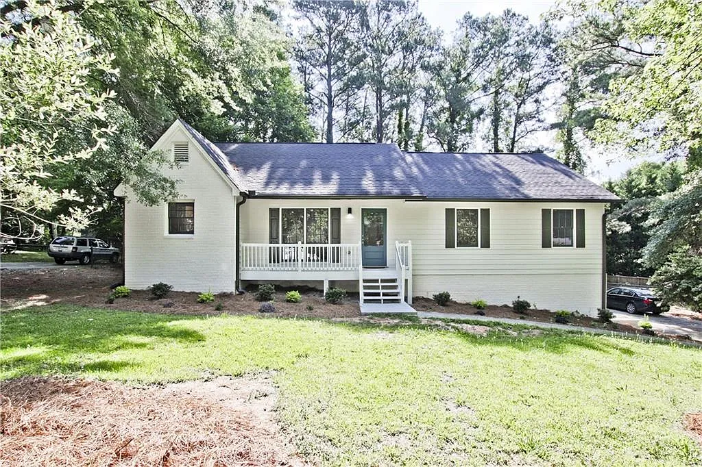 284 Conrad Ct photo 1