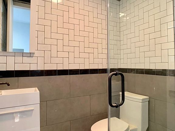 3rd image of 425 S 5th St #4D