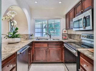 675 Oak Run Trl UNIT 207, Oak Park, CA 91377