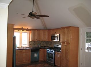 169 Circle Dr #169A, Bantam, CT 06750