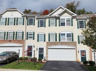 219 Grace Manor Dr, Coraopolis, PA 15108