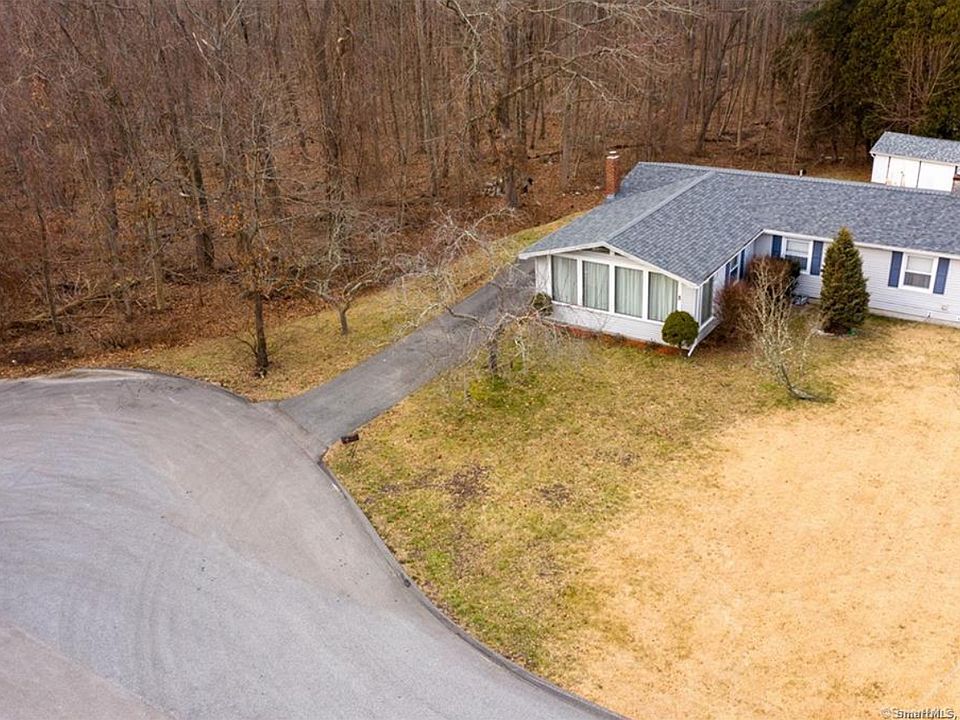 1st image of 3 Birchwood Drive