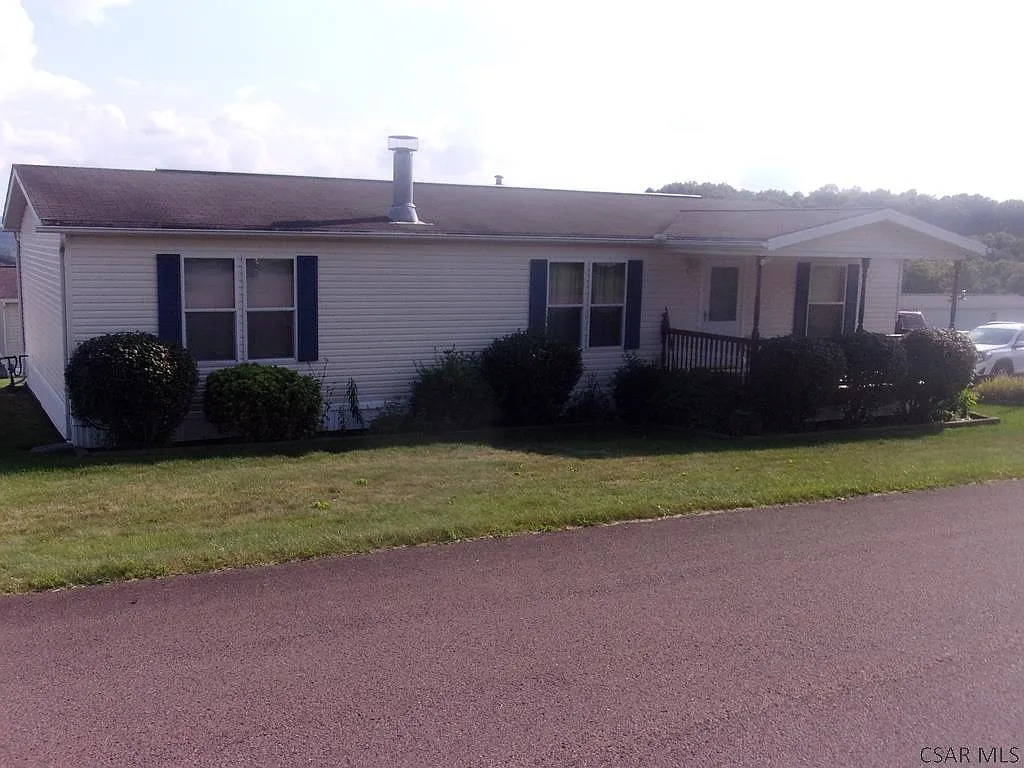 1118 Grandview Dr photo 1
