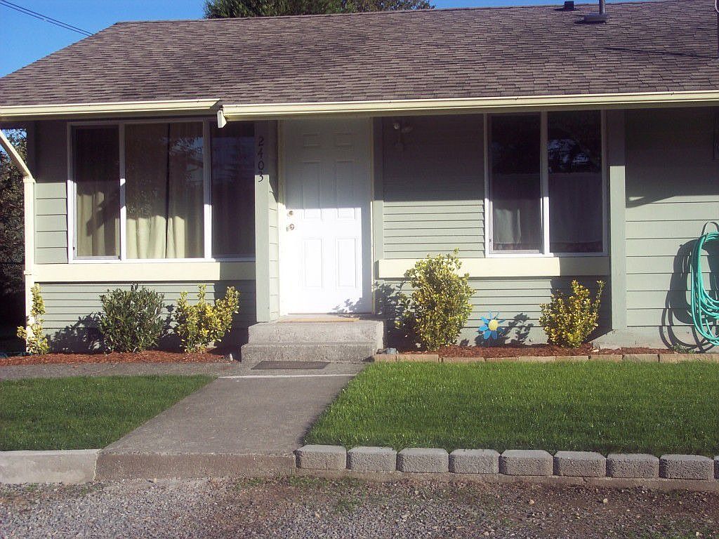 2403 116th St SE #A-b, Everett, WA 98208 | Zillow